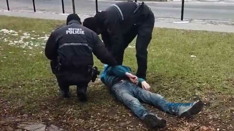 Brutální zásah Městské policie v Lipníku