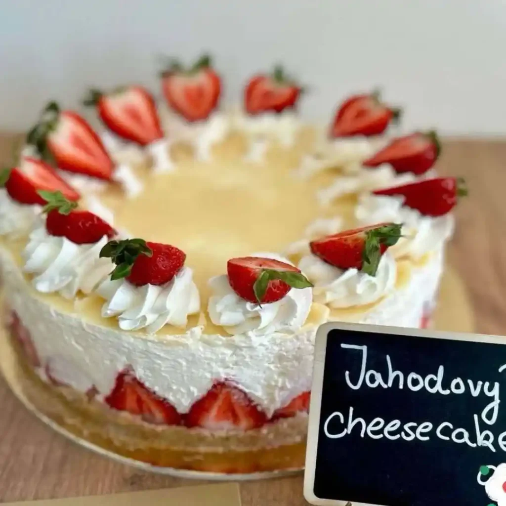 Jahodový cheesecake
